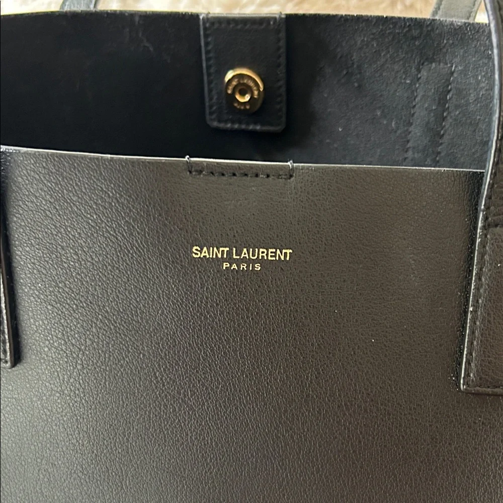 Saint Laurent Black Leather Tote with Gold Logo - Picture 4 of 4